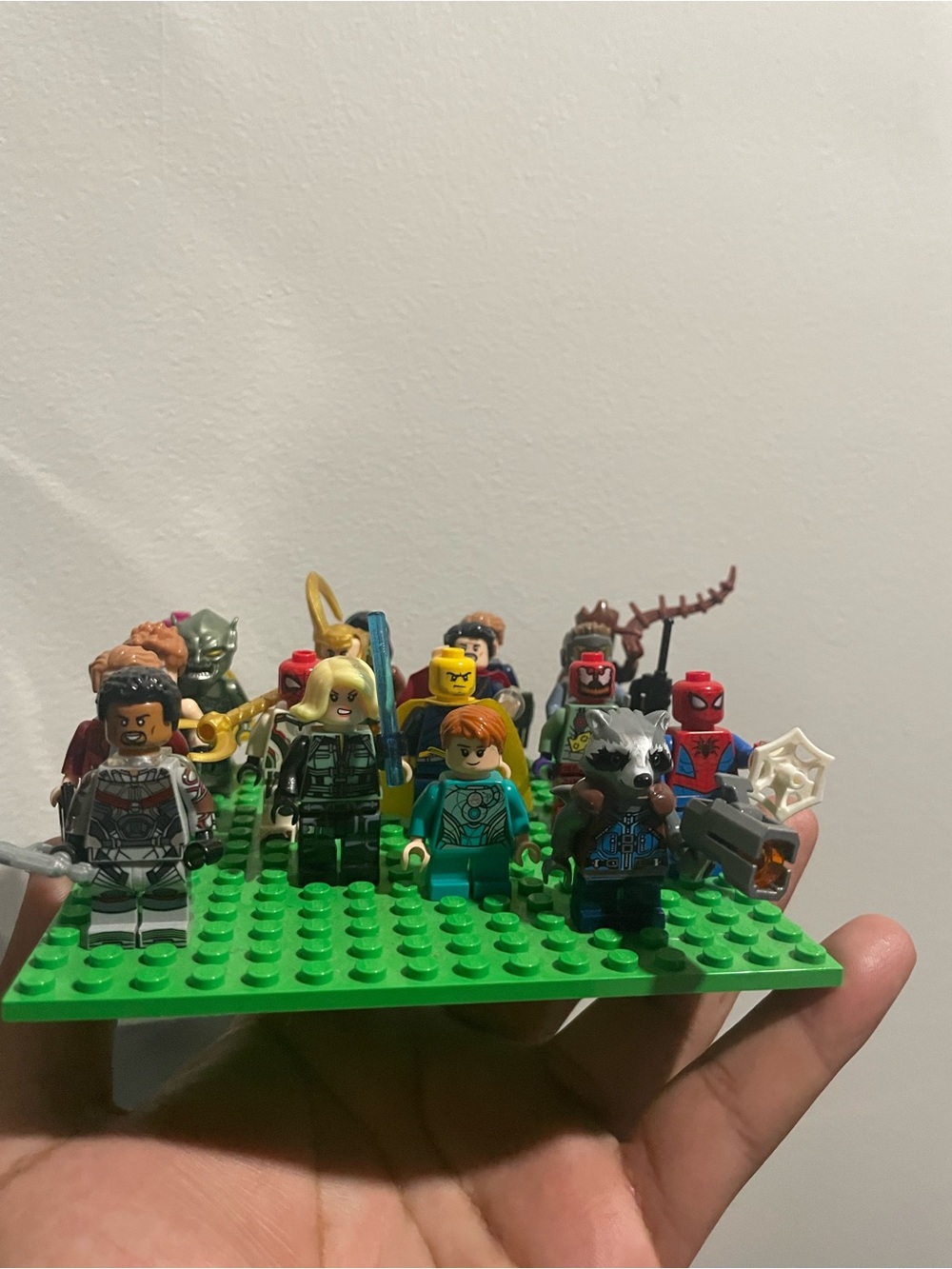 LEGO- Marvel Superhero Minifigure Bundle